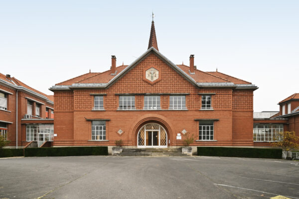 UPC IDELSON Façade ouest